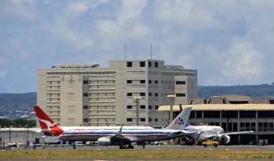 画像　イノウエ空港　ハワイ